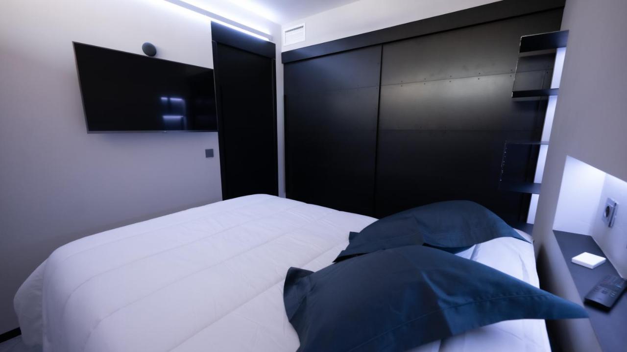 La Farola - Luxury Domotic Flat In Puerto Deportivo Apartment Marbella Luaran gambar