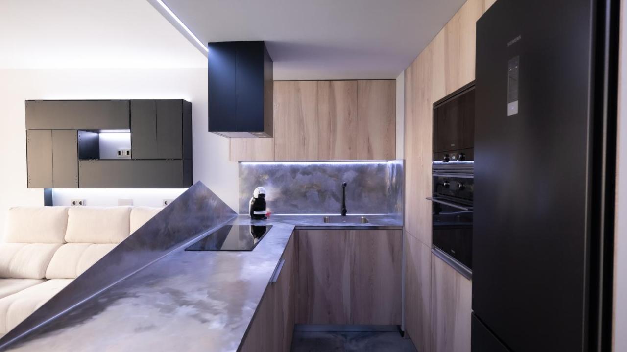 La Farola - Luxury Domotic Flat In Puerto Deportivo Apartment Marbella Luaran gambar