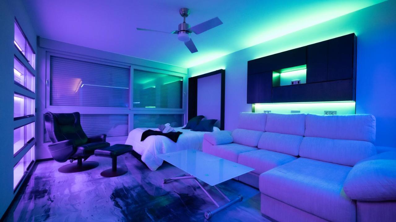 La Farola - Luxury Domotic Flat In Puerto Deportivo Apartment Marbella Luaran gambar