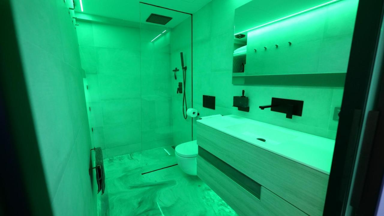 La Farola - Luxury Domotic Flat In Puerto Deportivo Apartment Marbella Luaran gambar