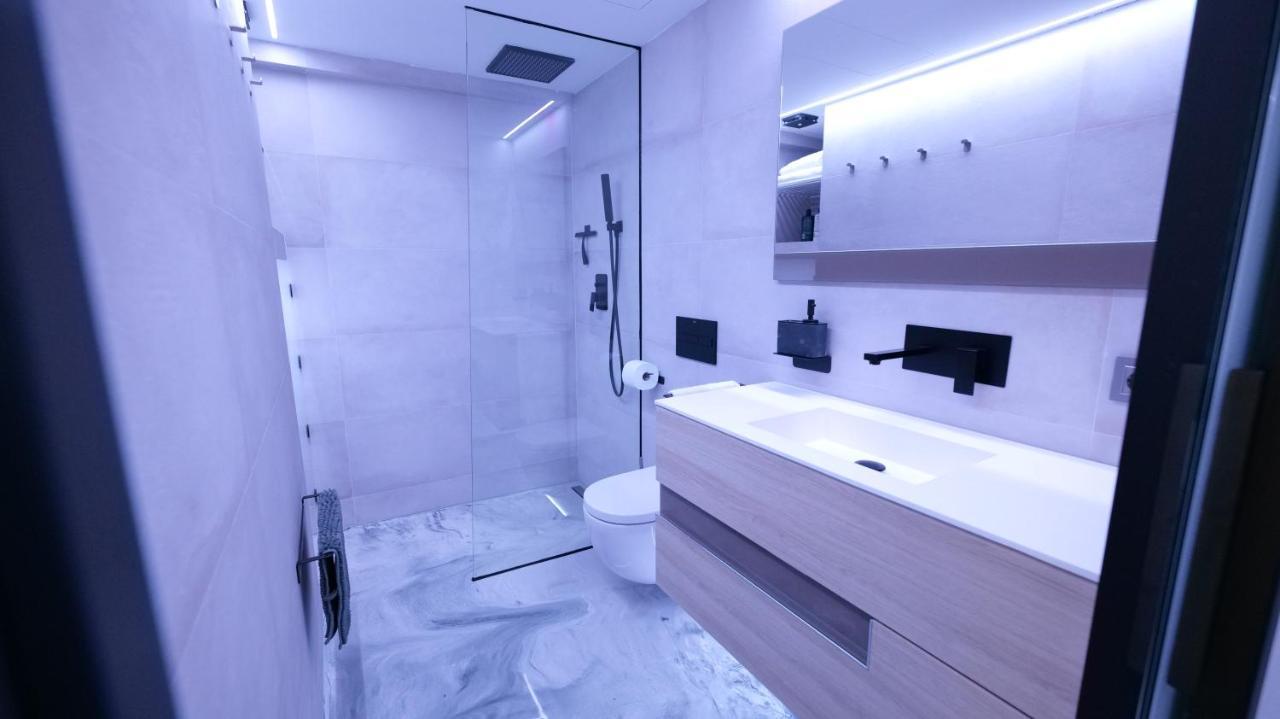 La Farola - Luxury Domotic Flat In Puerto Deportivo Apartment Marbella Luaran gambar